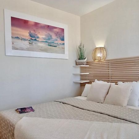 דירות בנאלמדנה Apartamento Nido - Al Lado De La Playa מראה חיצוני תמונה