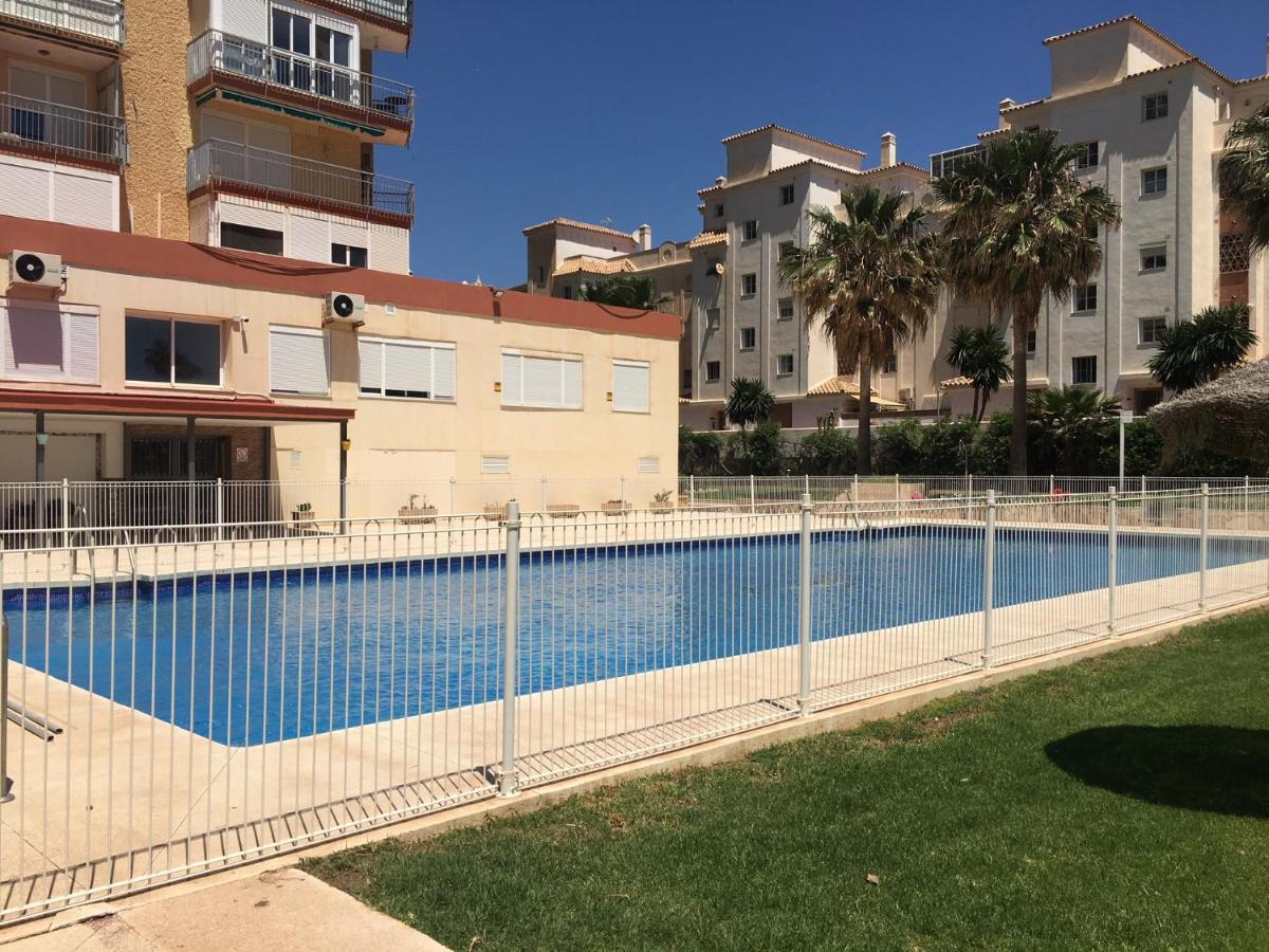 דירות בנאלמדנה Apartamento Nido - Al Lado De La Playa מראה חיצוני תמונה