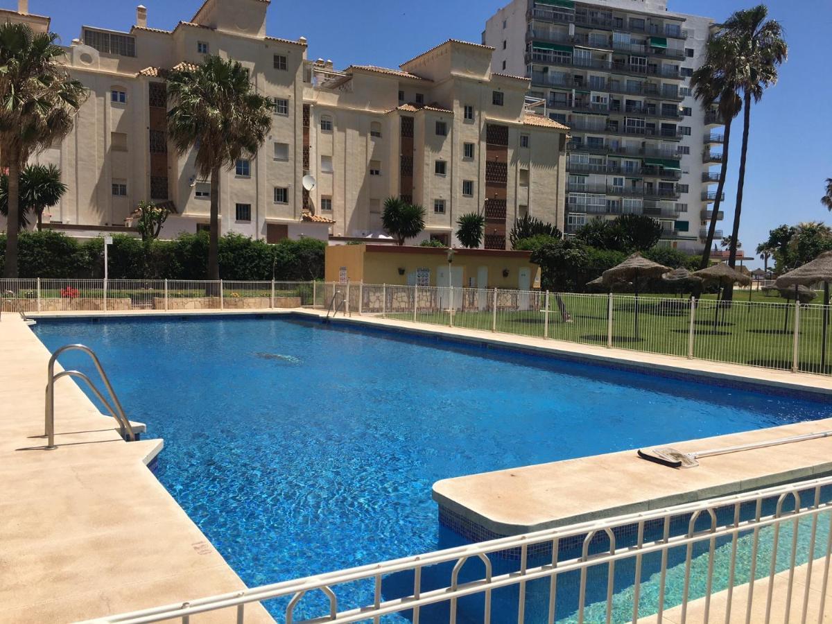 דירות בנאלמדנה Apartamento Nido - Al Lado De La Playa מראה חיצוני תמונה