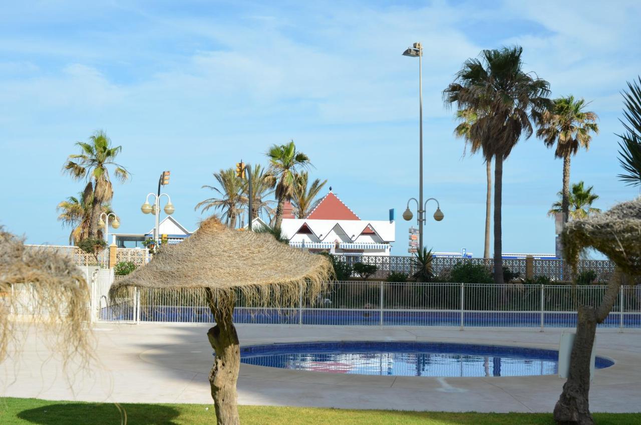 דירות בנאלמדנה Apartamento Nido - Al Lado De La Playa מראה חיצוני תמונה